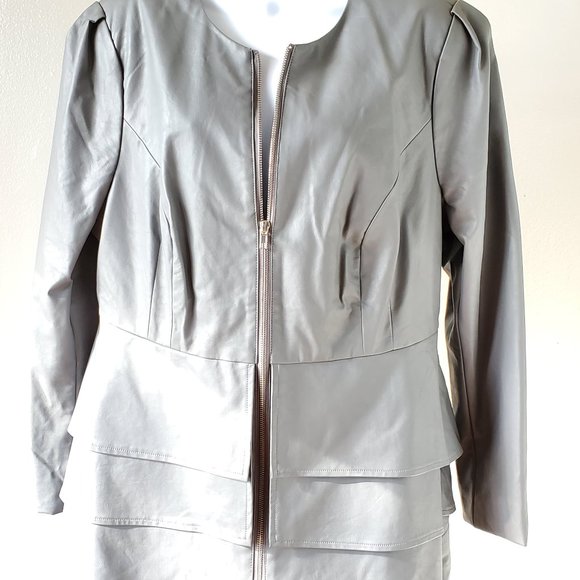 FAUX LEATHER PEPLUM JACKET (XL) - Picture 1 of 4